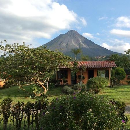 Cabinas Los Guayabos Hotel La Fortuna Екстериор снимка