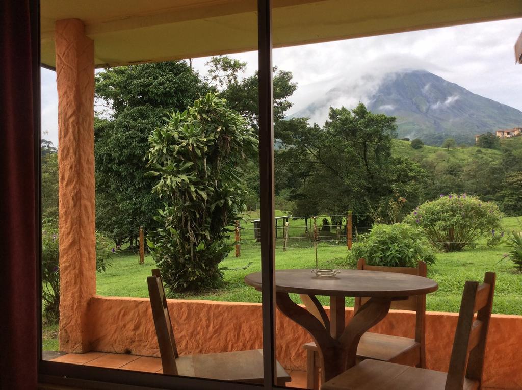Cabinas Los Guayabos Hotel La Fortuna Стая снимка