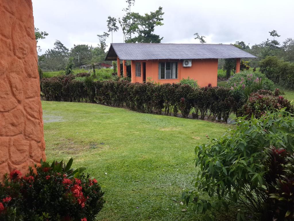 Cabinas Los Guayabos Hotel La Fortuna Екстериор снимка