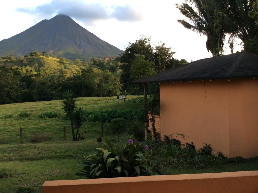Cabinas Los Guayabos Hotel La Fortuna Екстериор снимка