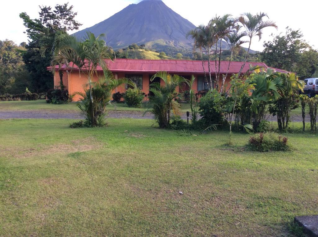 Cabinas Los Guayabos Hotel La Fortuna Екстериор снимка
