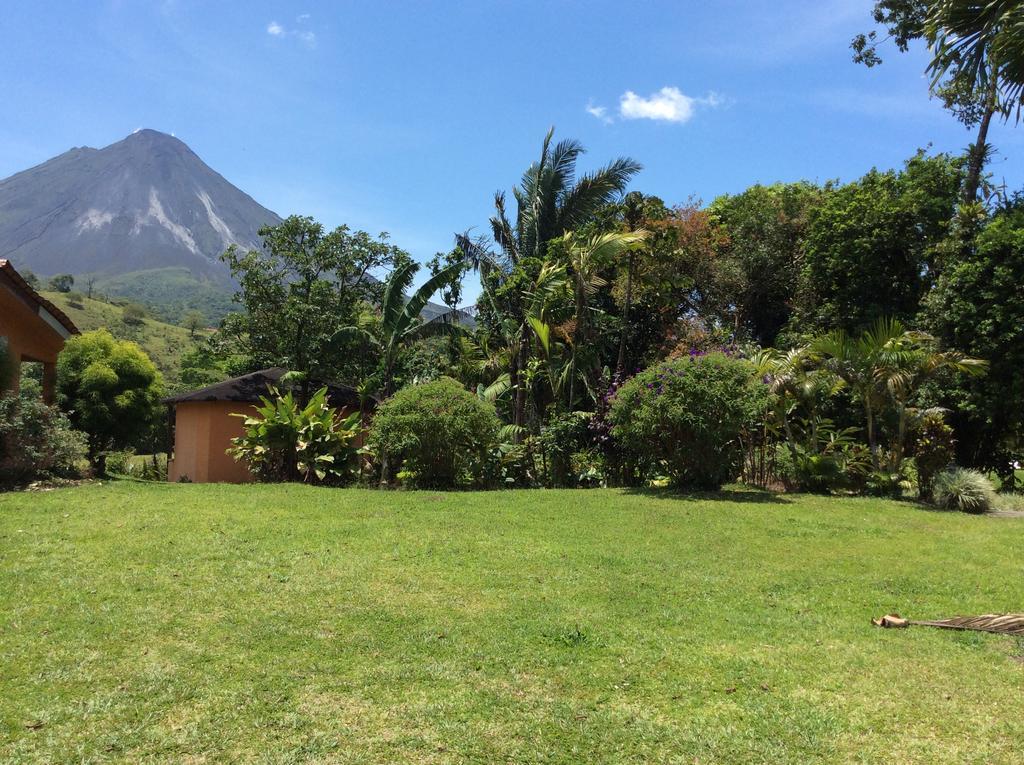 Cabinas Los Guayabos Hotel La Fortuna Екстериор снимка